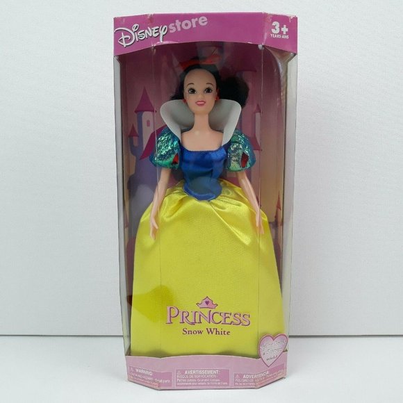 Disney Store Princess Snow White 7 Dwarfs Doll - Picture 1 of 8
